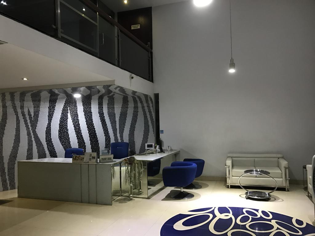 Contemporary Heights Hotel And Apartments Dhaka Buitenkant foto